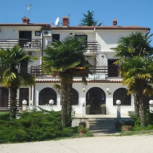 Lav Apartment